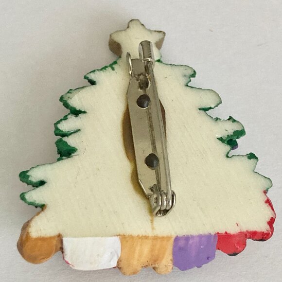 Vintage Christmas Tree Pin Brooch Resin Teddy Bear Music Instruments Star Lights - Picture 4 of 11